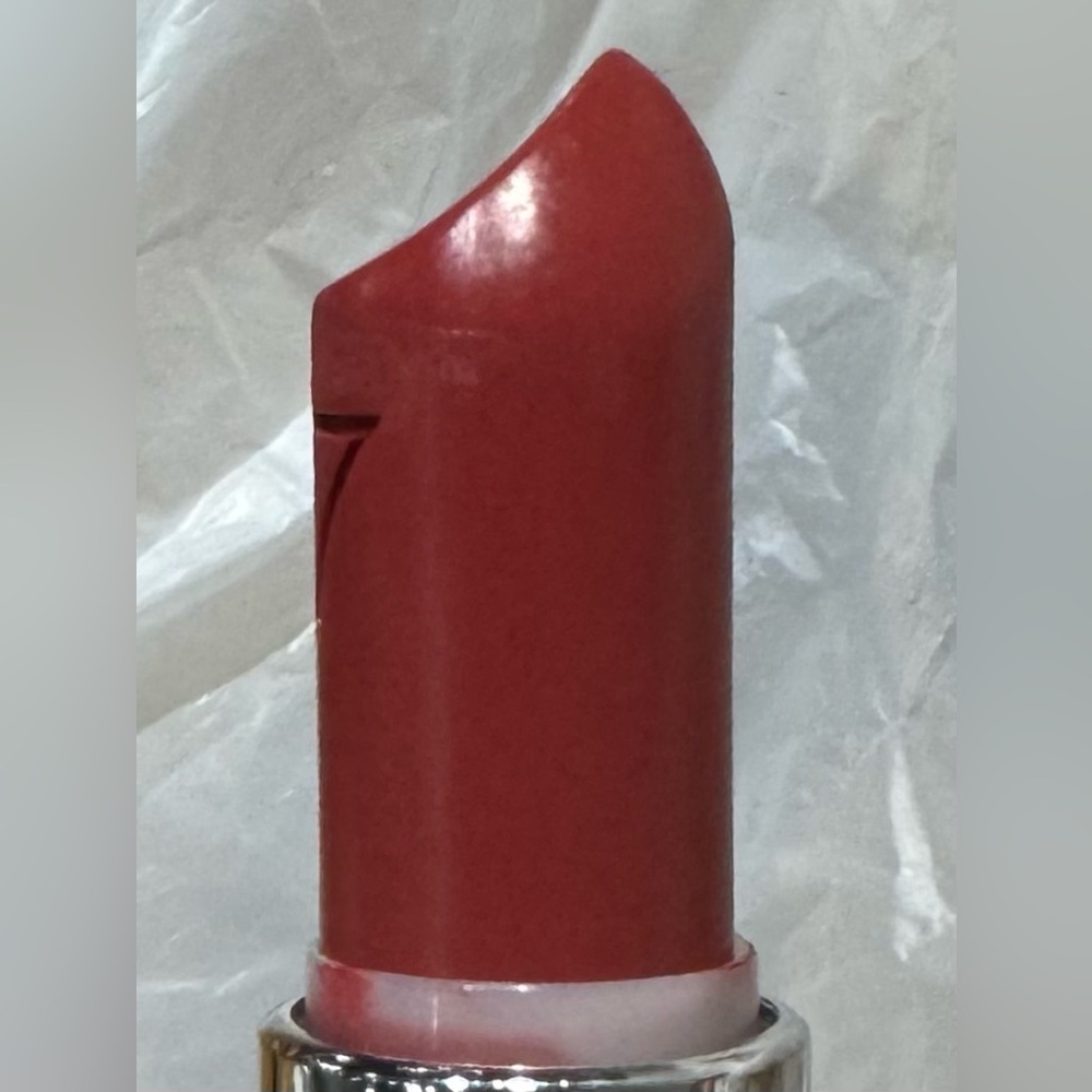 **** LAST ONE **** New Boots No7 Moisture Drench Lipstick Sweet Chestnut 670 - Picture 7 of 10